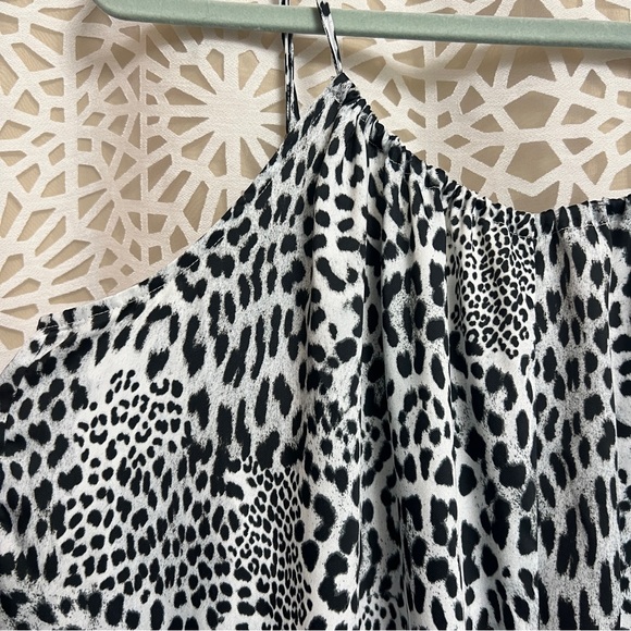 Anthropologie Wide Leg Animal Print Jumpsuit Size M - Picture 8 of 8